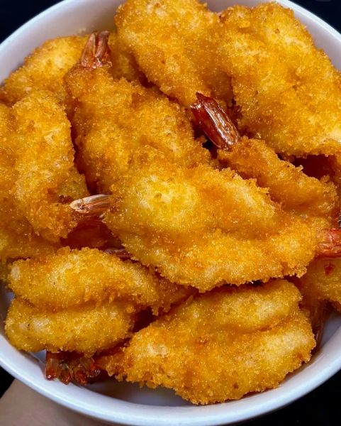 面包糠炸虾怎么做_炸虾怎么酥脆不回软