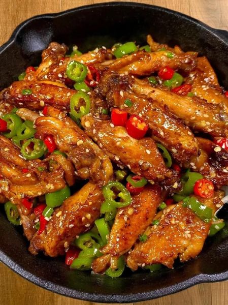 香辣鸡翅怎么做才入味_香辣鸡翅腌制多久最好