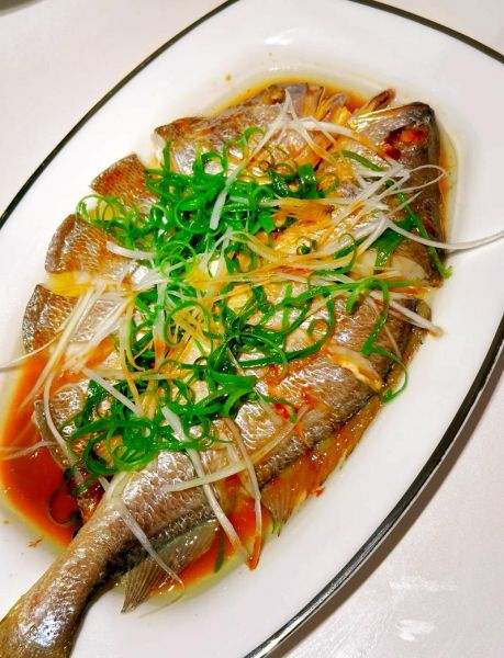 黄鱼怎么做好吃_清蒸黄鱼的做法步骤