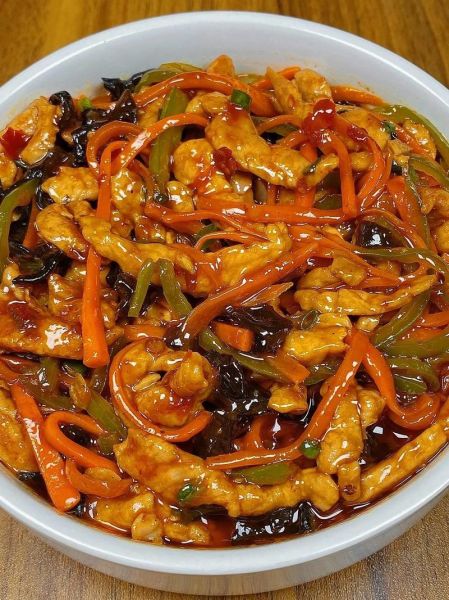 鱼香肉丝怎么做_正宗川味鱼香肉丝做法