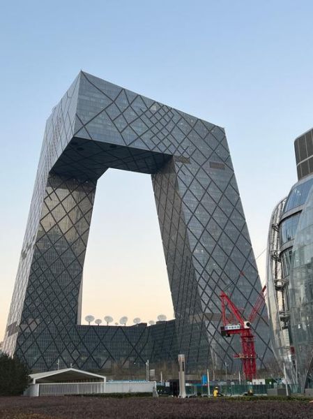 如何形容大楼漂亮_有哪些高级词汇