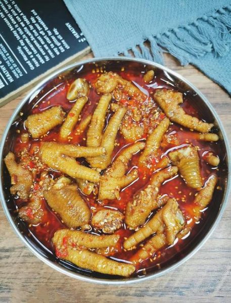 香辣鸡爪怎么做_香辣鸡爪的做法步骤