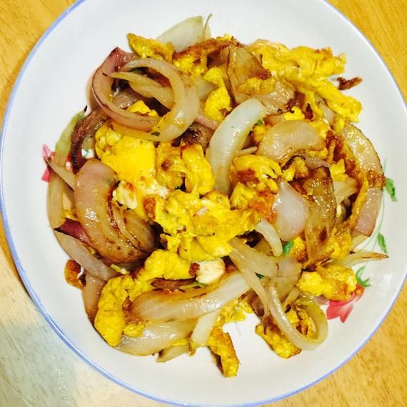 圆葱炒鸡蛋怎么做_圆葱炒鸡蛋家常做法