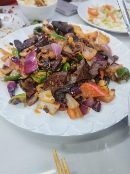 炒羊杂的家常做法_羊杂怎么炒才没有膻味