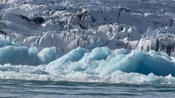 冰川融化会带来哪些影响_冰川融化如何减缓