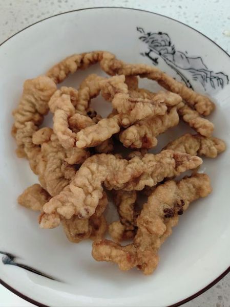 炸小酥肉怎么做_炸小酥肉用什么肉