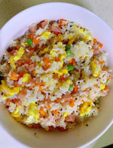 扬州炒饭的做法_正宗扬州炒饭配料有哪些