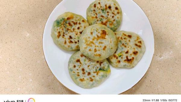 韭菜饼怎么做_韭菜饼的面怎么和才软
