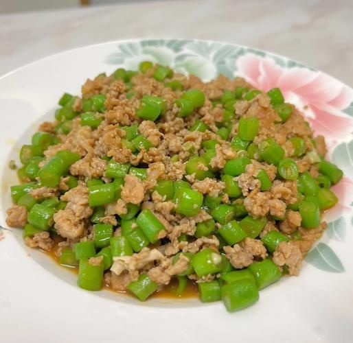 肉末豇豆怎么做_肉末豇豆要焯水吗