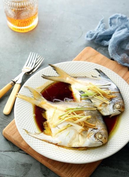 鲳鱼怎么做好吃_鲳鱼的家常做法