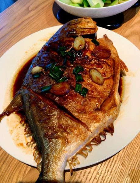 鲳鱼怎么做好吃_鲳鱼的家常做法