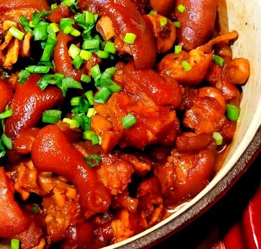 红烧猪脚怎么做才软糯_红烧猪脚最正宗的做法