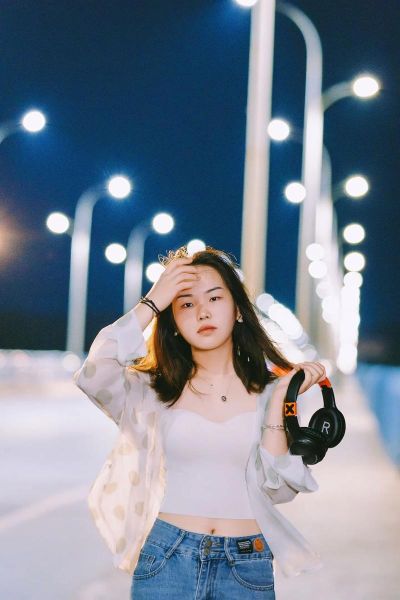 手机怎么拍夜景_手机拍人像怎么拍才好看