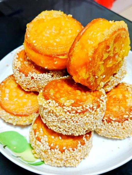 蒸南瓜饼怎么做_蒸南瓜饼要不要先蒸南瓜