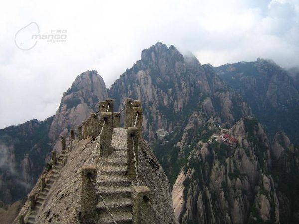 天都峰有多高_天都峰爬多久