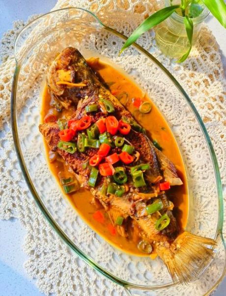 家常红烧鲈鱼怎么做_红烧鲈鱼怎么做好吃又简单