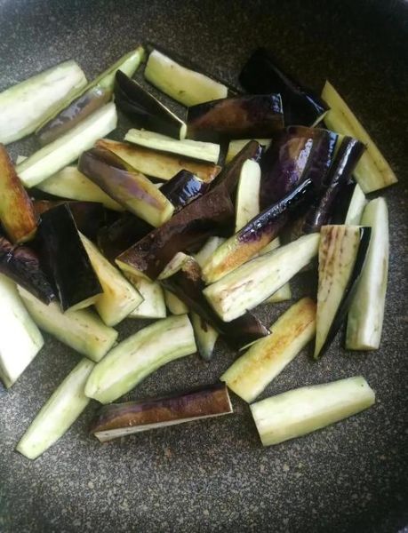 茄子怎么保存时间长_茄子怎么炒才不黑