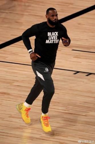 nba手机虎扑怎么下载_nba手机虎扑直播在哪看