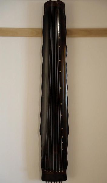 修饰琴的词语有哪些_如何优雅地描述古琴