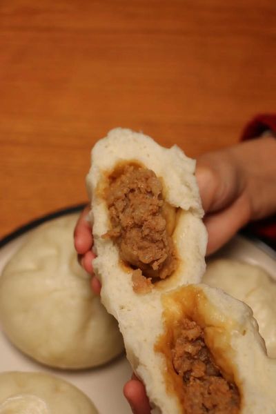 酱肉包怎么和面_酱肉包肉馅怎么调才多汁