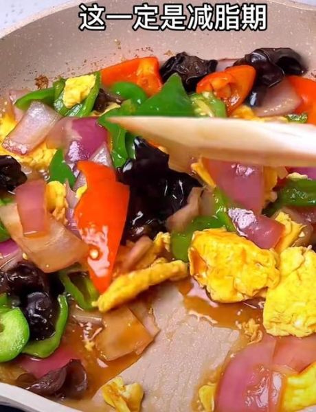 炒洋葱怎么炒才好吃_家常洋葱炒法