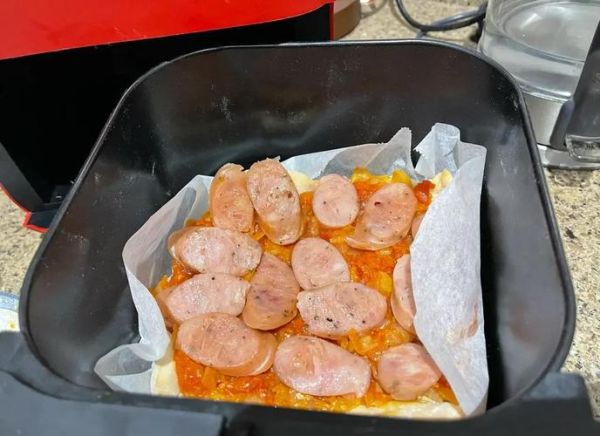 空气炸锅披萨怎么做_空气炸锅披萨温度时间