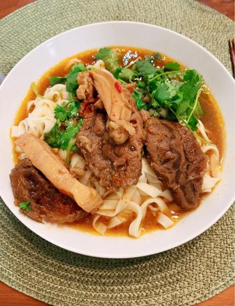 红烧牛肉面怎么做_红烧牛肉面需要炖多久