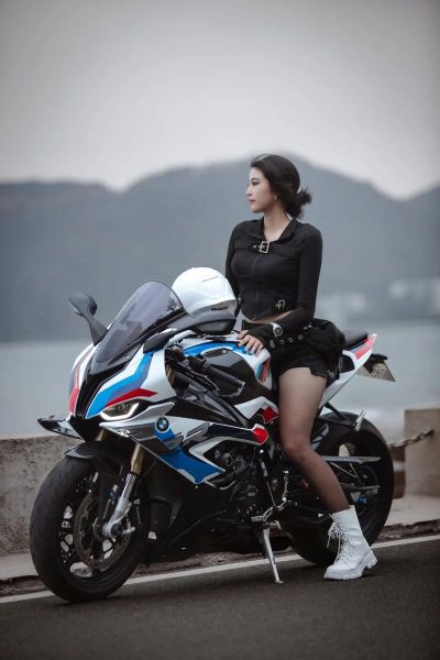 摩托风吹是什么感觉_摩托风吹伤头发吗