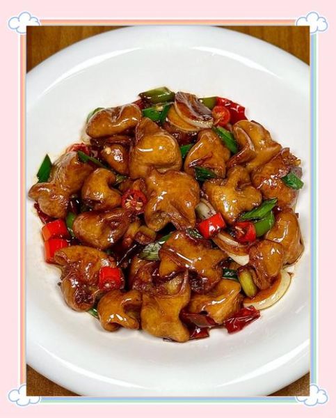 干煸肥肠怎么做_干煸肥肠需要焯水吗