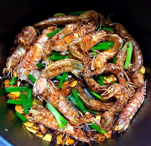皮皮虾怎么做好吃_家常清蒸皮皮虾做法