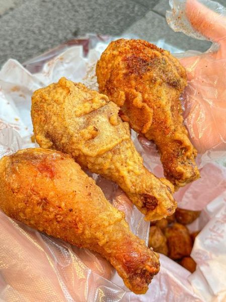 炸鸡腿怎么做才外酥里嫩_炸鸡腿腌制多久才入味