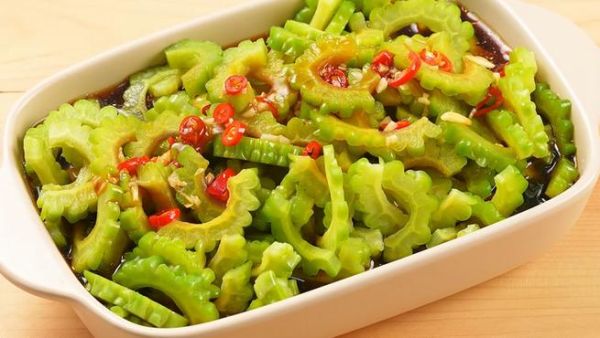 苦瓜凉拌怎么做_苦瓜凉拌的做法简单