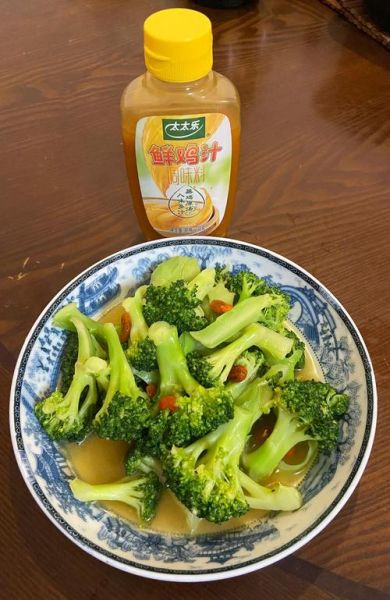 上汤西兰花怎么做_上汤西兰花焯水几分钟