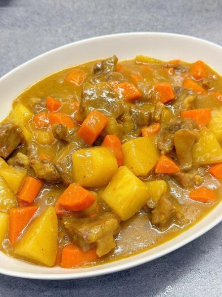 咖喱牛腩土豆怎么做_牛腩土豆咖喱多久能炖烂