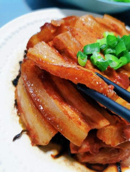 梅菜扣肉怎么做_梅菜扣肉最简单的做法