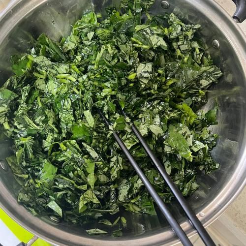 红薯叶窝窝头怎么做_红薯叶窝窝头蒸多久