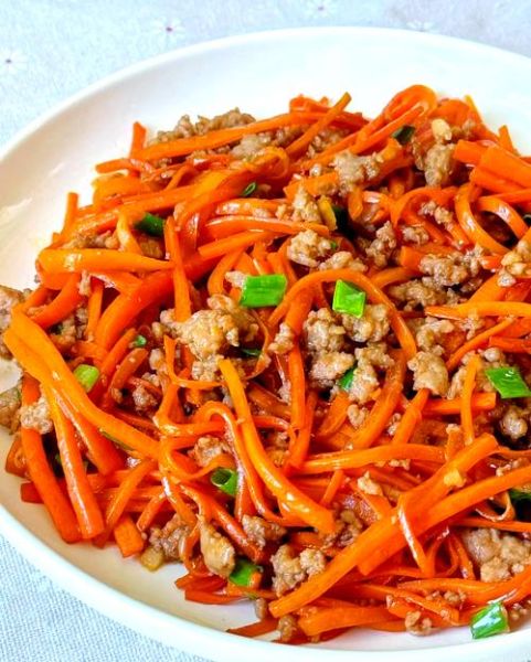 胡萝卜怎么炒好吃_胡萝卜的做法大全