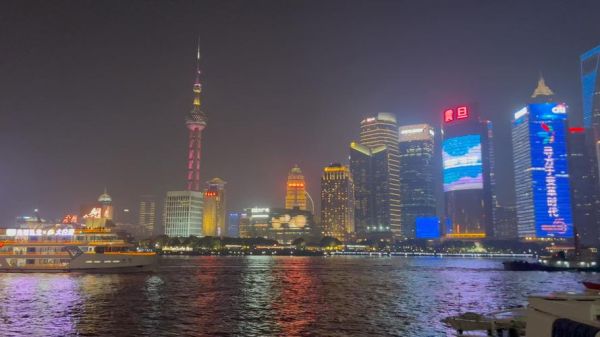 外滩夜景哪里最美_外滩拍照最佳位置