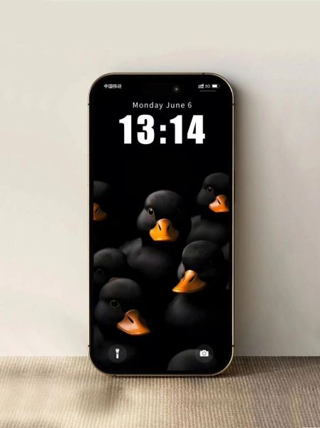 黑色手机壁纸怎么选_黑色壁纸伤眼吗