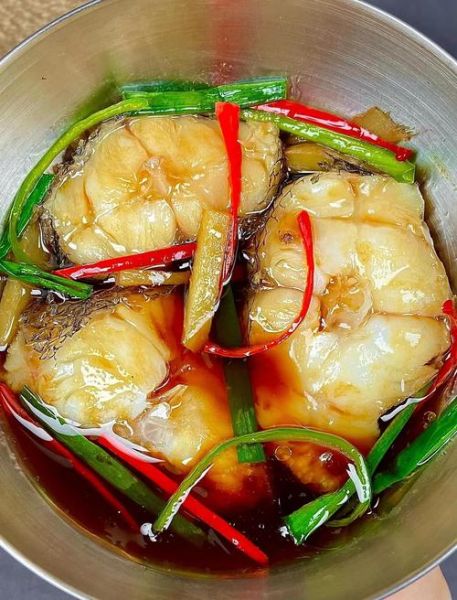 家常炖鳕鱼怎么做_鳕鱼炖多久才入味