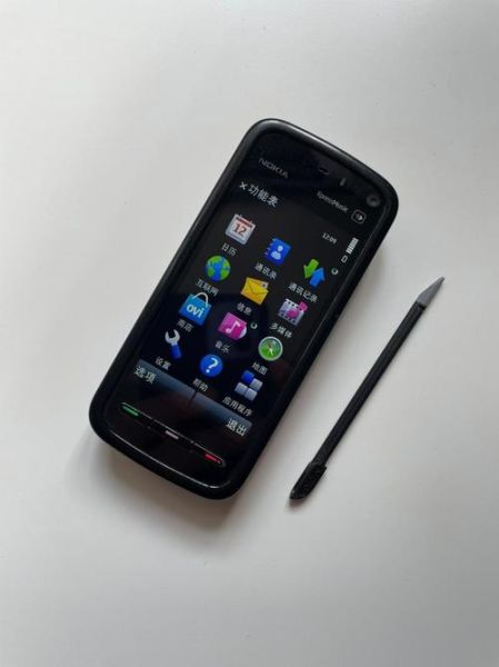 诺基亚老款手机哪里买_还能用吗