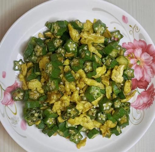 秋葵炒鸡蛋怎么做_秋葵炒鸡蛋家常做法