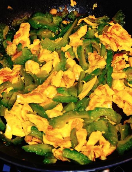 苦瓜烘蛋怎么做_苦瓜烘蛋怎么做好吃