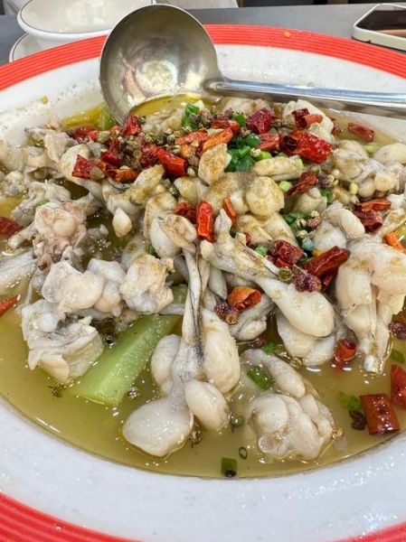 泡椒田鸡怎么做才正宗_泡椒田鸡最地道的做法