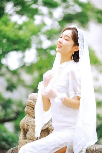 秀外慧中是什么意思_如何成为秀外慧中的女人