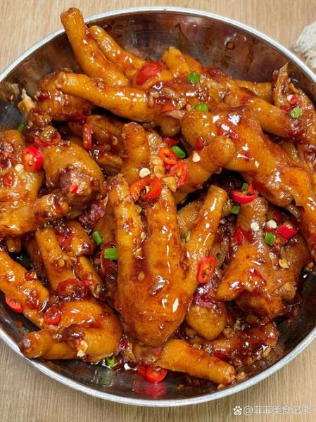 香辣鸡爪怎么做好吃_家常香辣鸡爪的做法步骤