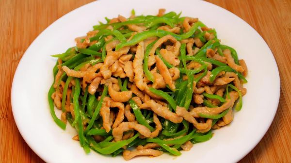 青椒肉丝怎么炒才嫩_青椒肉丝做法步骤详解