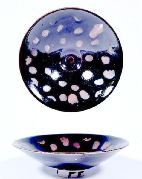 黑如墨是什么意思_黑如墨的寓意和象征