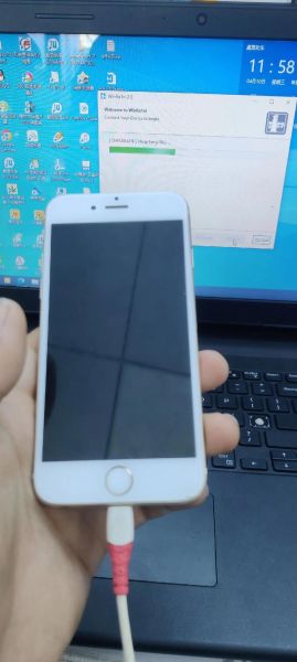 苹果手机越狱是什么意思_越狱后还能保修吗