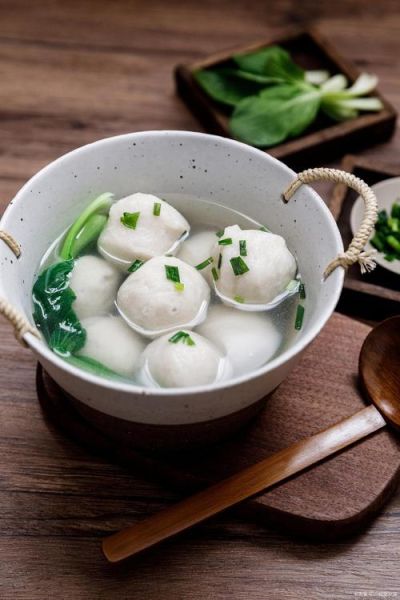 鱼丸的家常做法_鱼丸怎么做好吃又弹牙